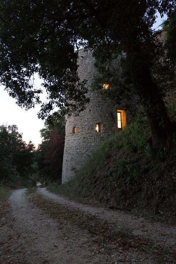 Ostello Bello Assisi Беванья Экстерьер фото